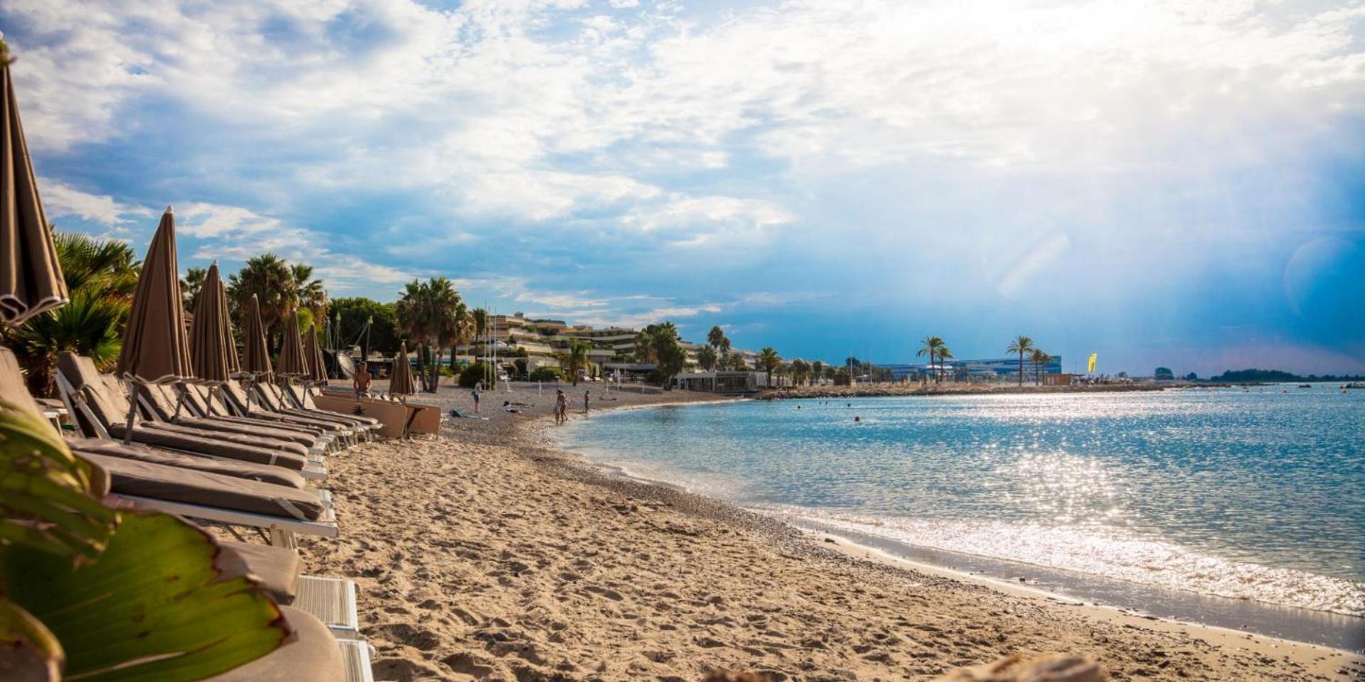 Magnifique 2 Pieces Vue Mer - Parking Proche Plage Saint-Laurent-du-Var Exterior foto